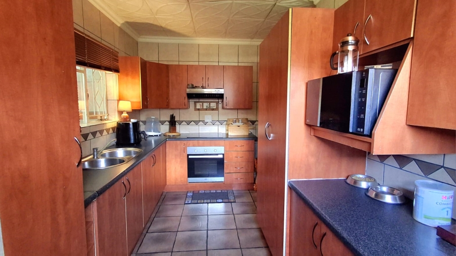 3 Bedroom Property for Sale in Sasolburg Ext 10 Free State